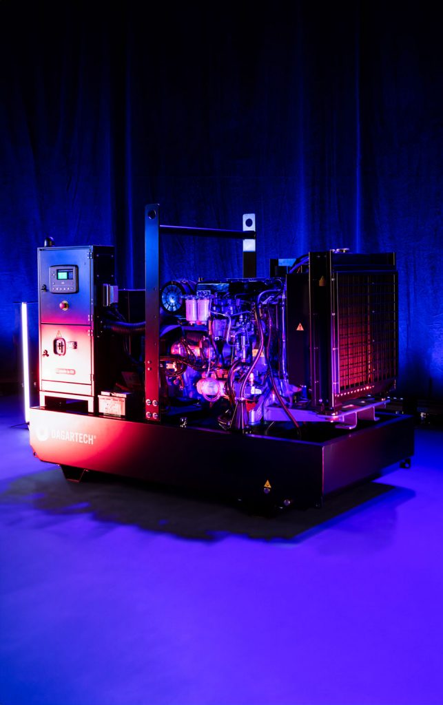 Engines and alternators, the perfect partnership that guarantees the electricity supply of factories and hospitals